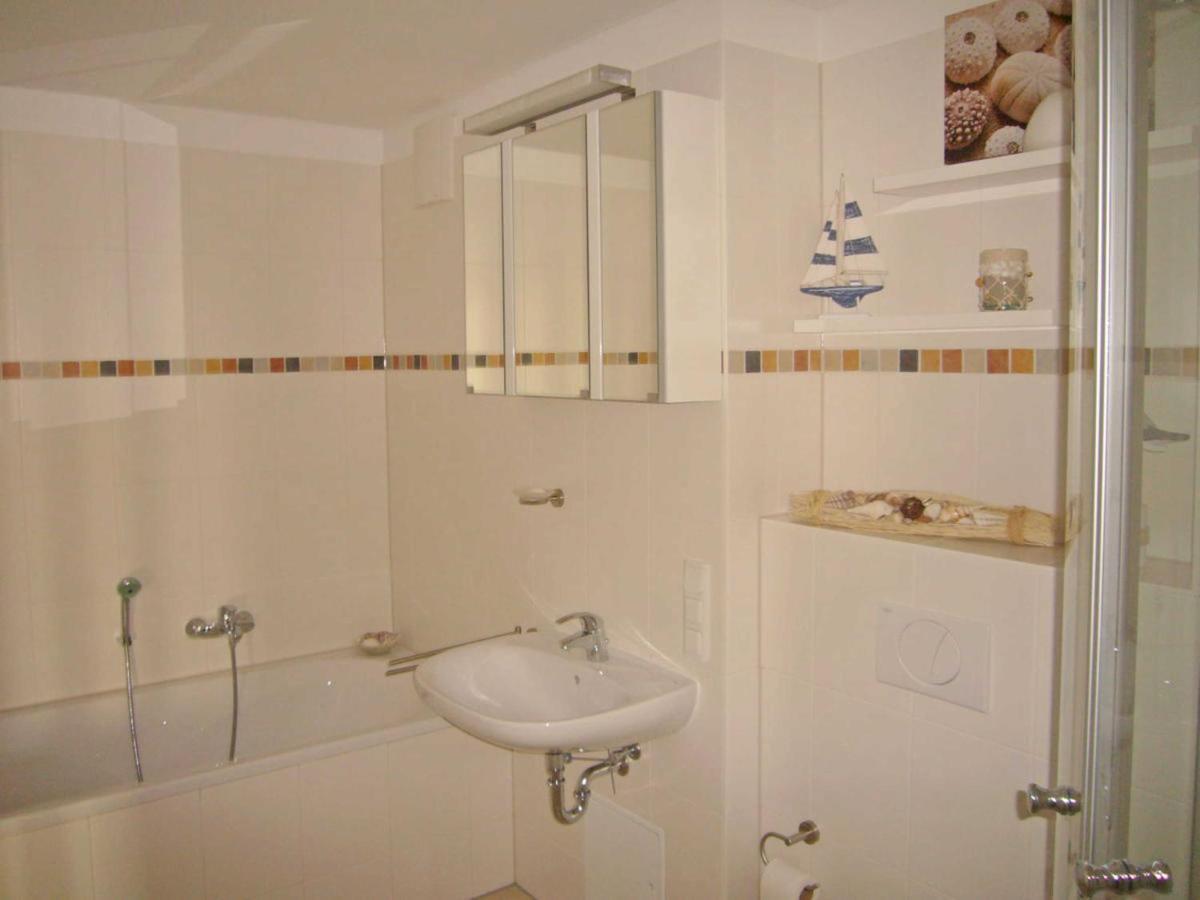Haus Putbus In Altefaehr - Wg 3 Mit Panoramablick Apartment Ngoại thất bức ảnh